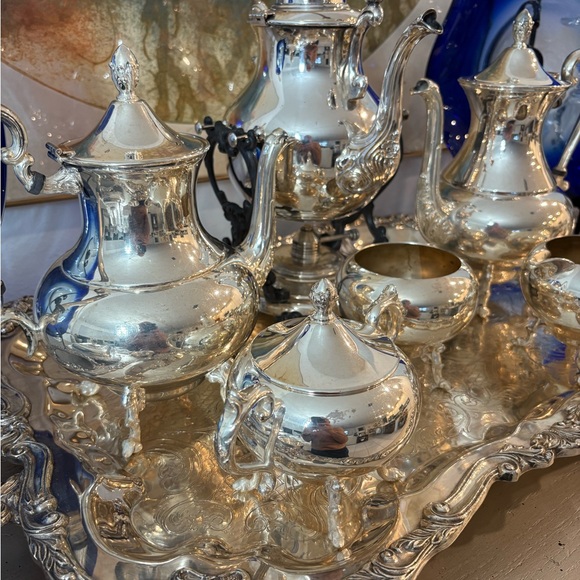 Silver Tea Service - Picture 2 of 7